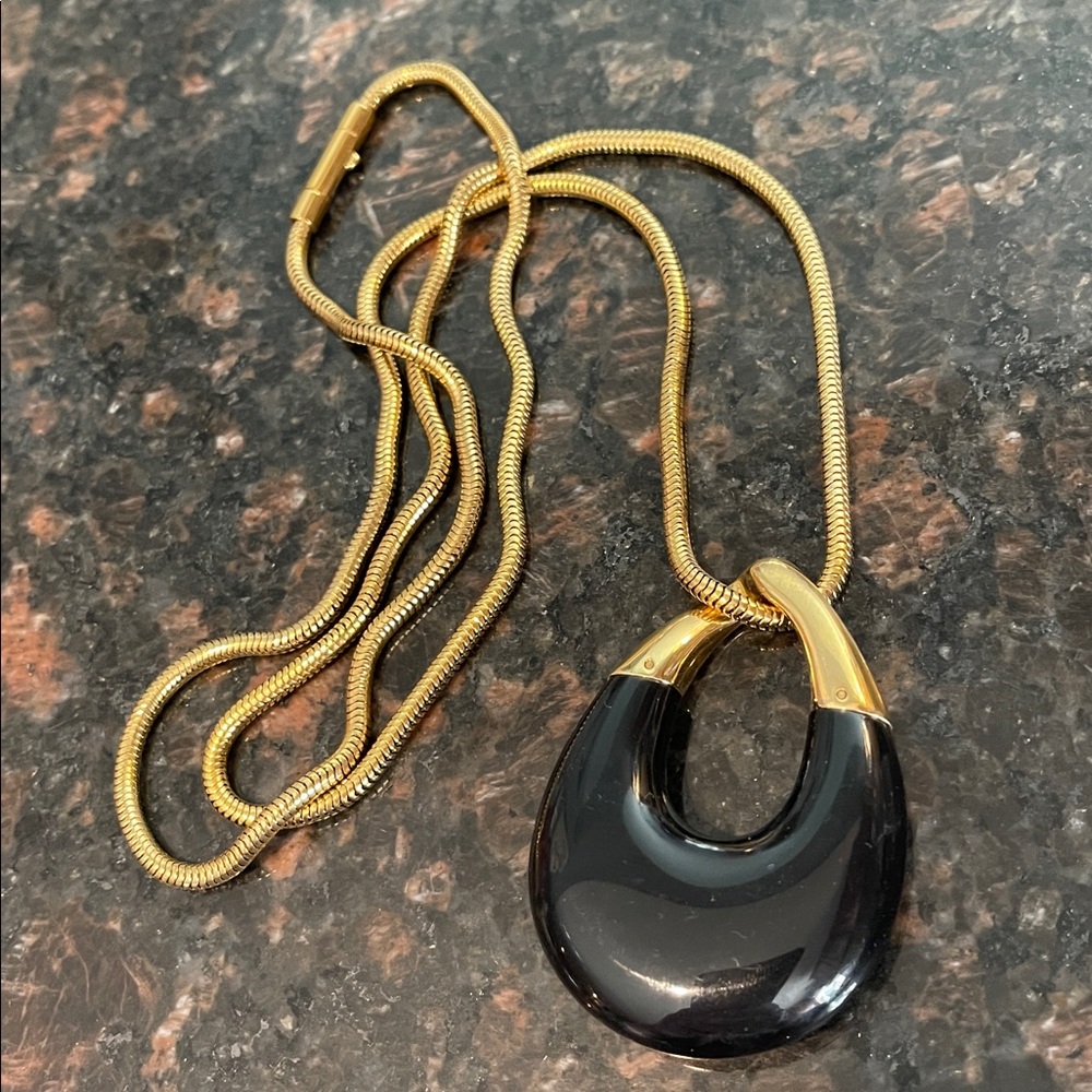 Michael Kors Autumn Luxe Black Acetate and Gold Pendant Long Necklace EUC